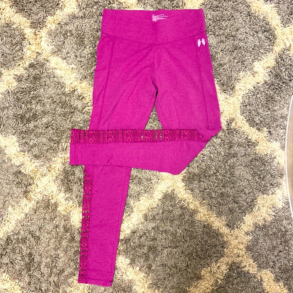 Victoria’s Secret Leggings Small crochet lace bright purple - pink Berry Diva
